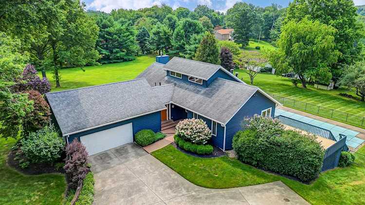 1794 Pleasantview Drive Lancaster, OH 43130 | MLS 223023511 Photo 1
