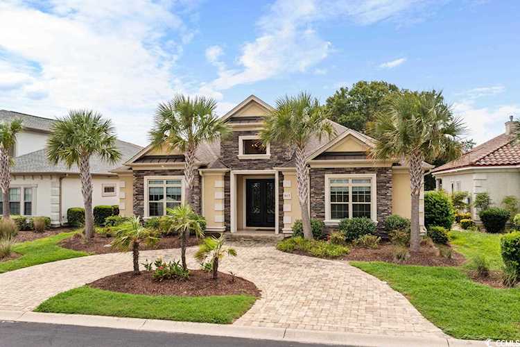 917 Bluffview Dr. Myrtle Beach, SC 29579