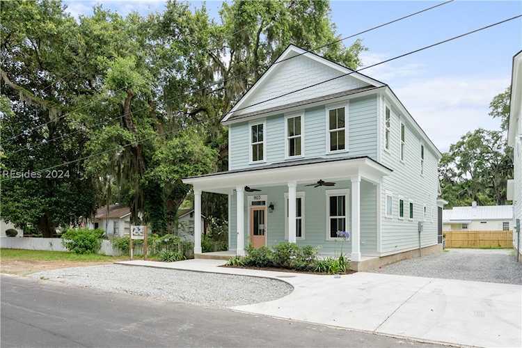 1103 14th St Port Royal, SC 29935