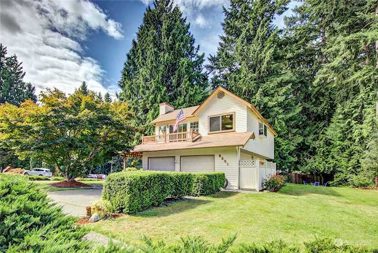 8201 Winchester Ct NW Bremerton, WA 98311