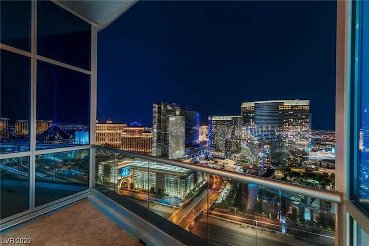 4525 Dean Martin Dr #3304 Las Vegas, NV 89103
