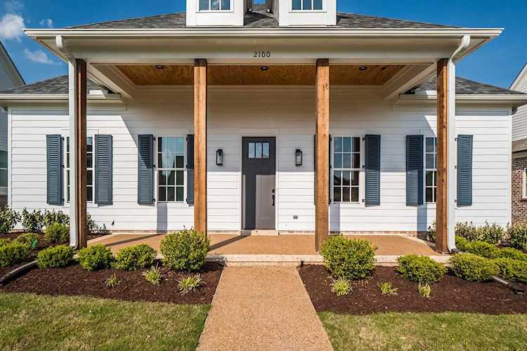 2100 N Greenbrier Lakes Blvd Piperton, TN 38017