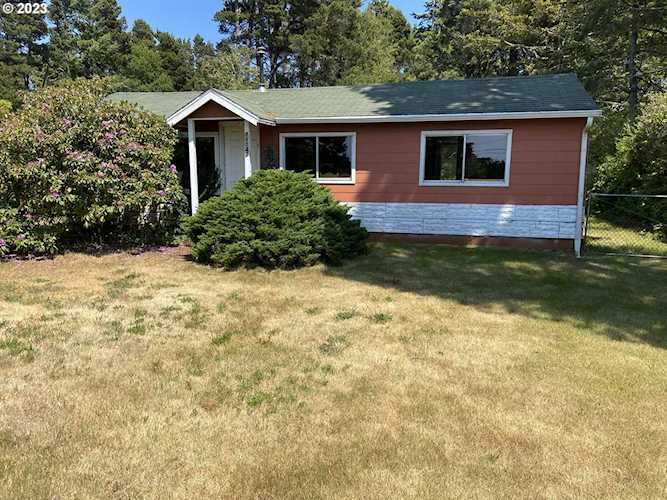 88047 Highway 101 Florence, OR 97439 | MLS 23270313 Photo 1