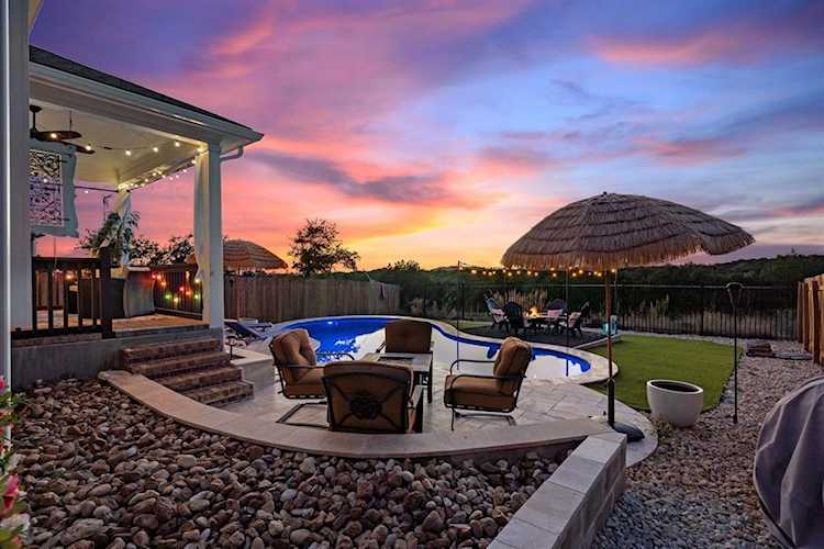 8311 E Prairie Rye DR Lago Vista, TX 78645