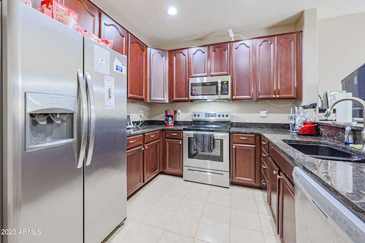 1028 E Desert Springs Way San Tan Valley, AZ 85143