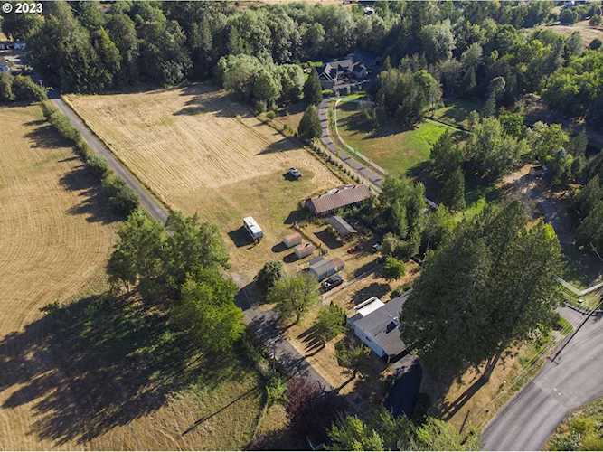 19701 NE Davis RD Brush Prairie, WA 98606
