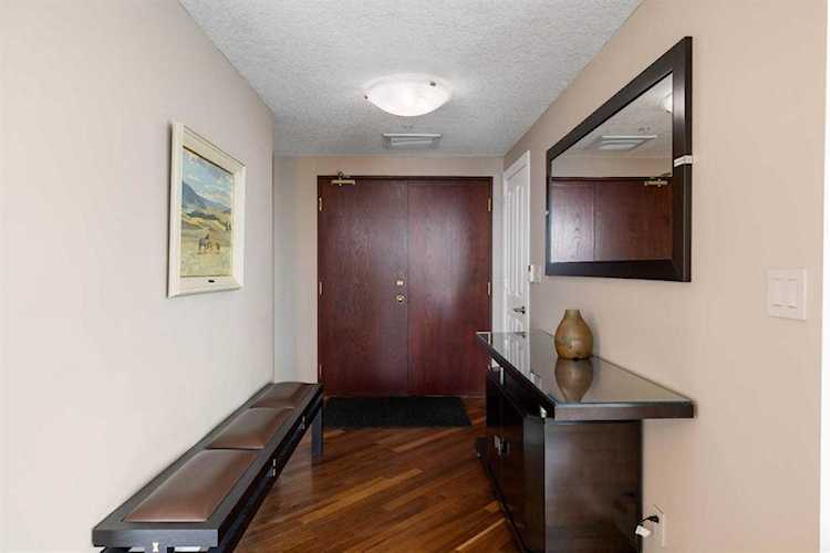 837 2 Ave SW #505 Calgary, AB T2P 0E6