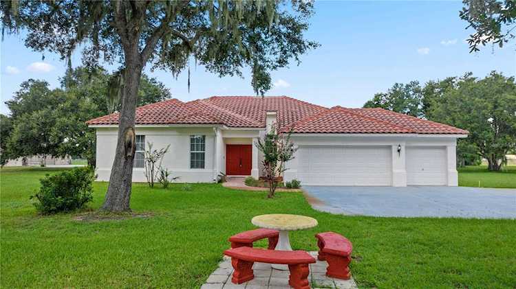 10509 Lithia Estates Dr Lithia, FL 33547
