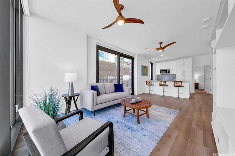 987 Queen Street #614 Honolulu, HI 96814
