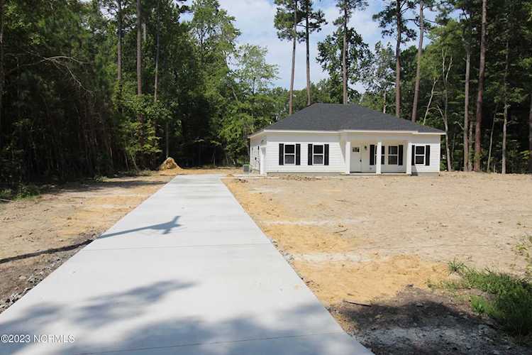 131 Comanche Trl Hertford, NC 27944