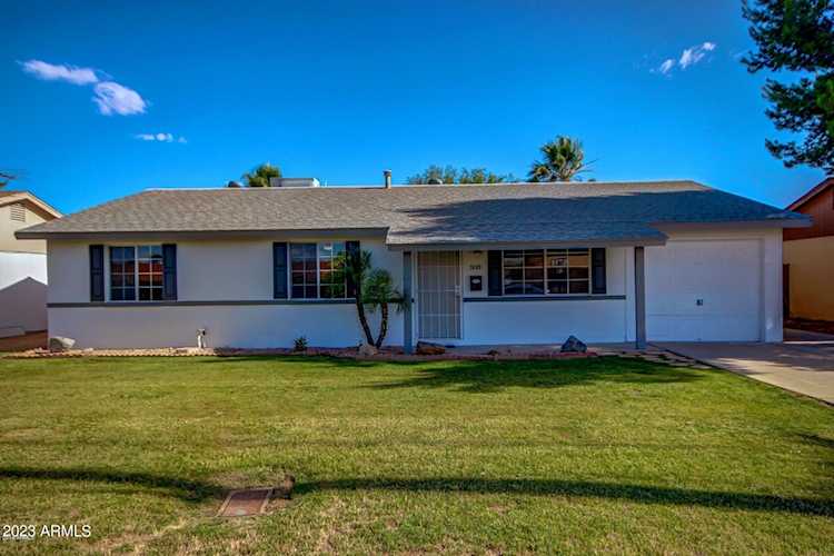 3609 E Hearn Rd Phoenix, AZ 85032 | MLS 6591260 Photo 1