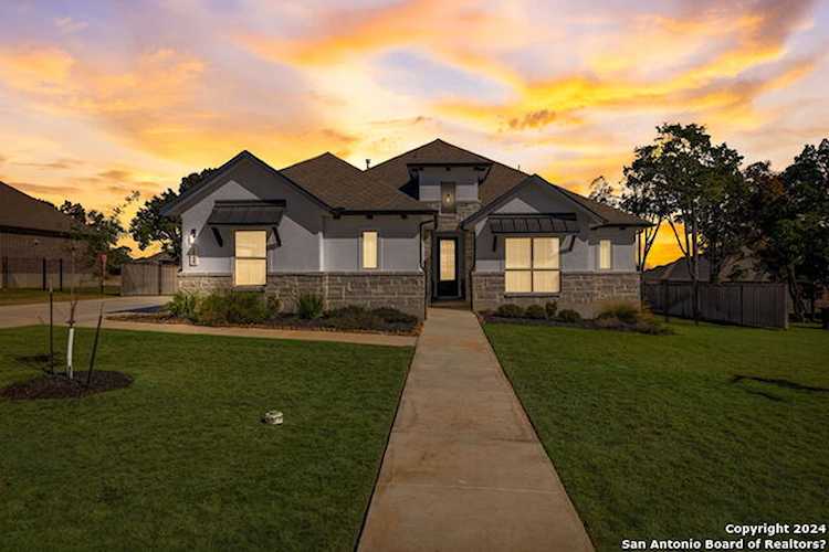 2548 Angelrodt New Braunfels, TX 78132
