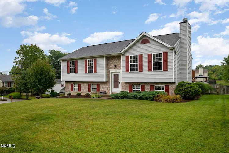 For Sale:$265,000, 1739 Deer Run Dr Burlington KY Photo 1