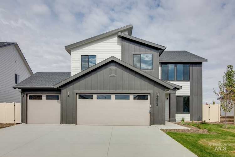 6824 W Plateau Creek Dr Meridian, ID 83646