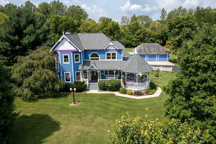 6211 Amanda Northern Road Carroll, OH 43112