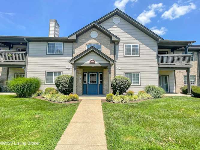 10304 Royce Ct #103, Louisville, KY 40241 - Worthington Glen $182,500 Photo 1