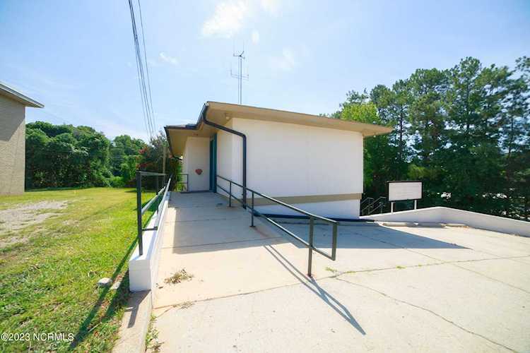 319 S Lawrence St Rockingham, NC 28379