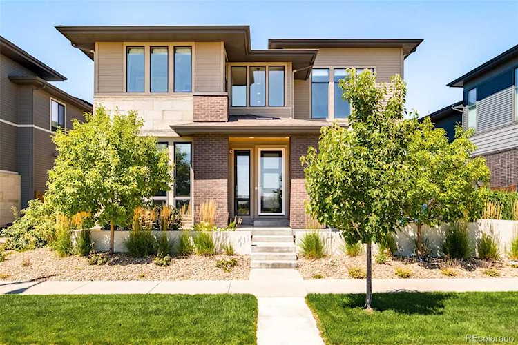 7925 E Prairie Meadow Dr Denver, CO 80238