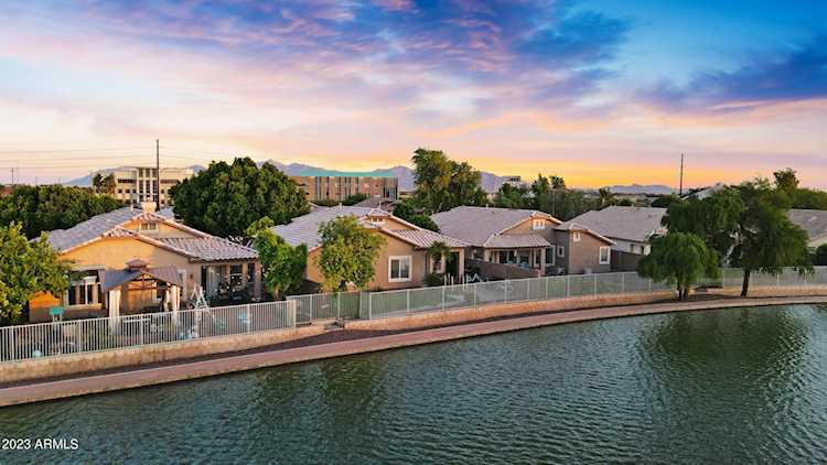 10814 W Almeria Road Avondale, AZ 85392 | MLS 6566737 Photo 1