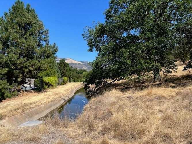 Fern Valley Rd Phoenix, OR 97535