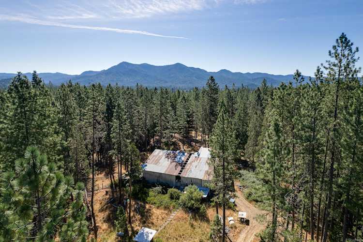 9184 W Evans Cr Rd Rogue River, OR 97537