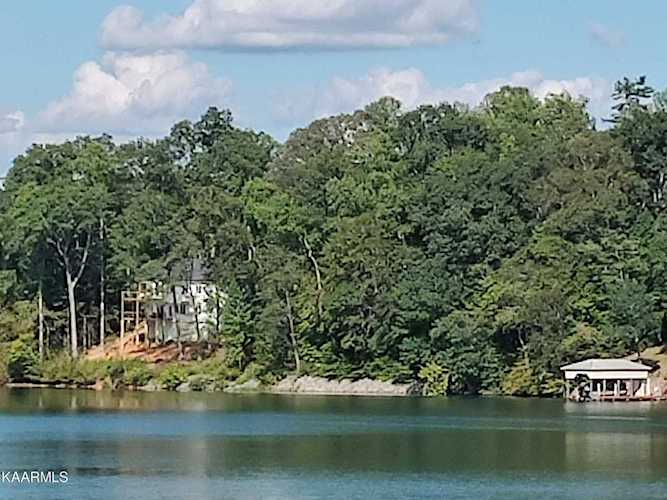 Spring Crossing Dr Spring City, TN 37381