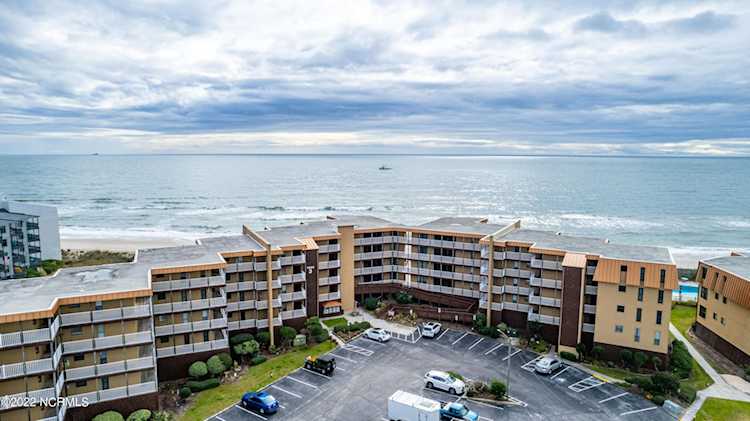 1866 New River Inlet Rd North Topsail Beach, NC 28460