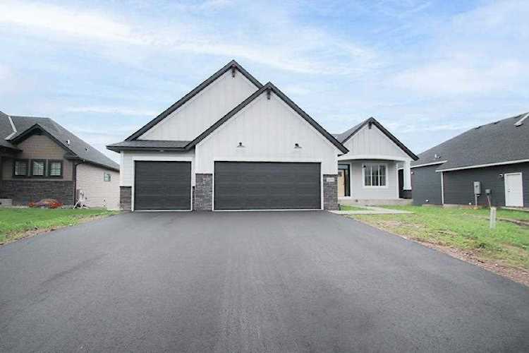 16099 Empress Avenue N Hugo, MN 55038