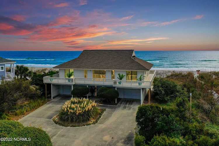 138 Beach Rd S Wilmington, NC 28411