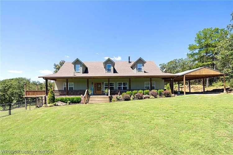 34167 Robinson Ln Wister, OK 74966