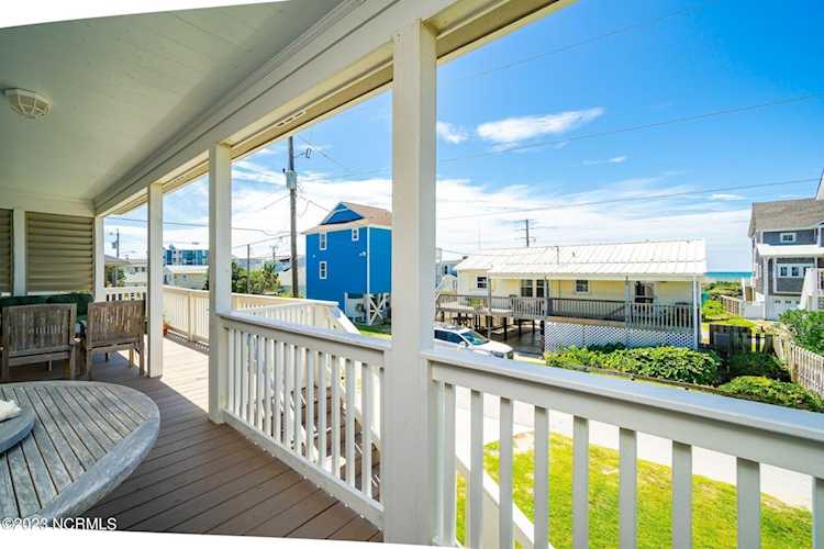 111 Caswell St Atlantic Beach, NC 28512