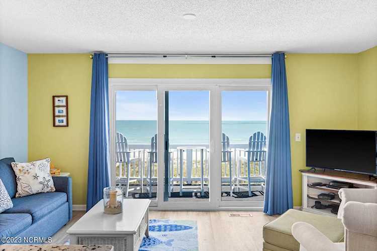 510 Carolina Beach Ave N Carolina Beach, NC 28428