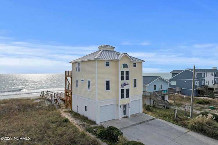 330 Sea Shore Dr North Topsail Beach, NC 28460 | MLS 100381671 Photo 1