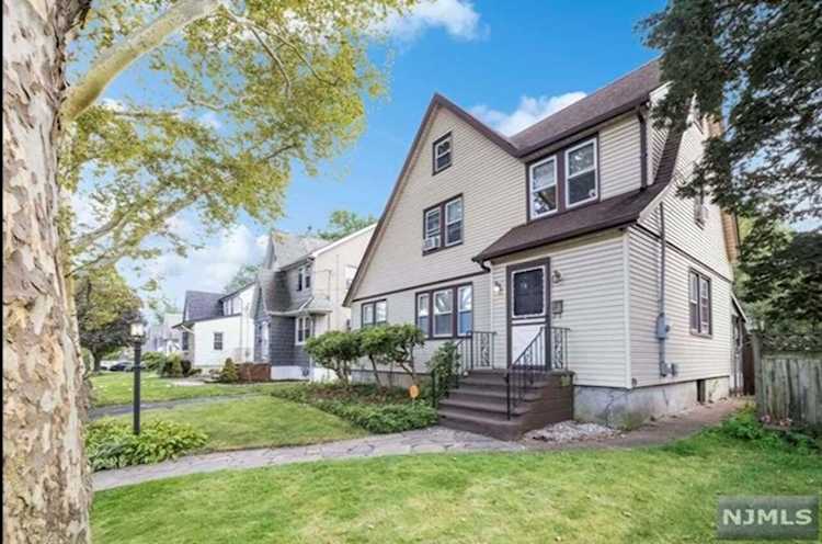 306 Roosevelt Avenue Hasbrouck Heights, NJ 07604 | MLS 23025519 Photo 1