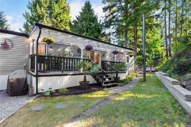 6071 Pine Ridge Cres Nanaimo, BC V9T 2N8