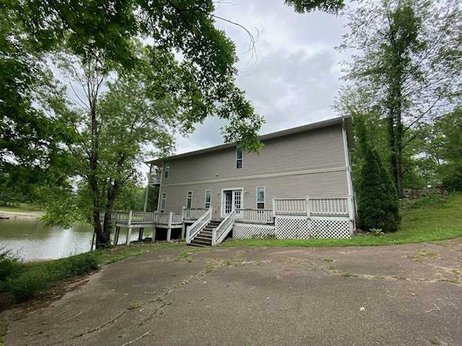 Haltom Real Estate, local REALTORS® Specialize in Selling Homes in Jackson, TN & Surrounding Areas : Madison County, Henderson County, Carroll County, Gibson County, Chester County, Hardeman County, Crockett County Photo 1
