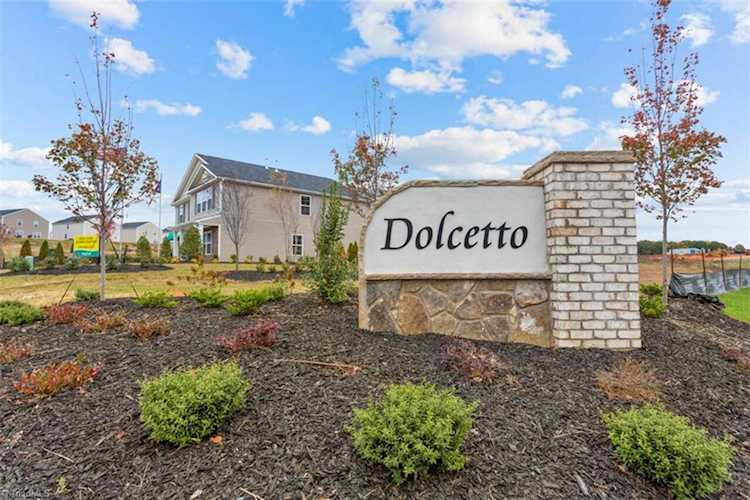 400 Dolcetto Avenue Lexington, NC 27295