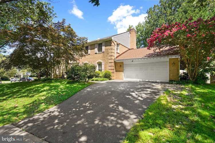 11005 Earlsgate Ln Rockville, MD 20852