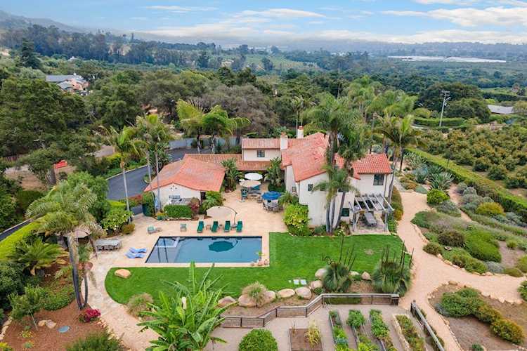 1865 Cravens Ln Carpinteria, CA 93013