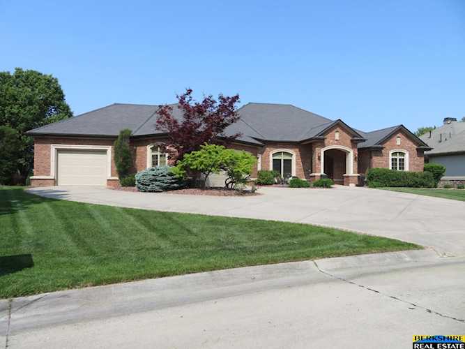 3210 S 169 Plaza Omaha, NE 68130 | MLS 22304438 Photo 1