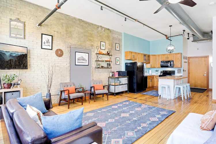 523 Jackson Street #204 Saint Paul, MN 55101