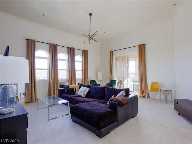 2455 W Serene Ave #927 Las Vegas, NV 89123