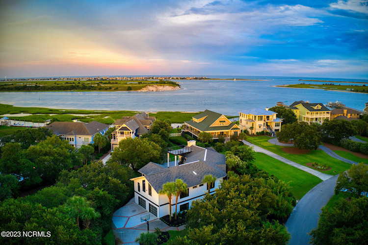 809 Inlet View Dr Wilmington, NC 28409