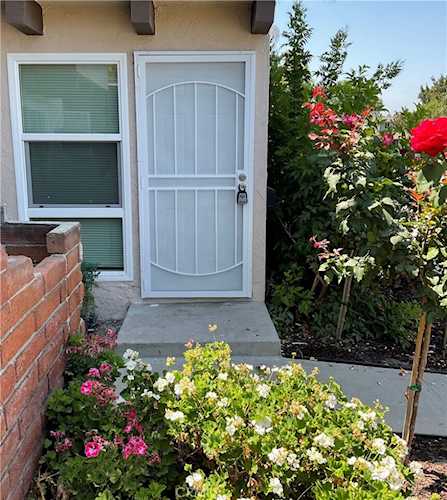 336 W La Veta Ave #D, Orange, CA 92866 | MLS# PW23145017 | property for lease Photo 1