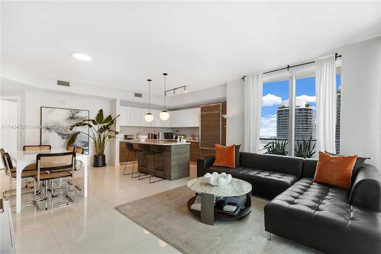 1100 S Miami Ave #3810 Miami, FL 33130