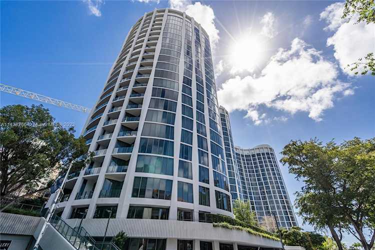 2831 S Bayshore Dr #701 Miami, FL 33133