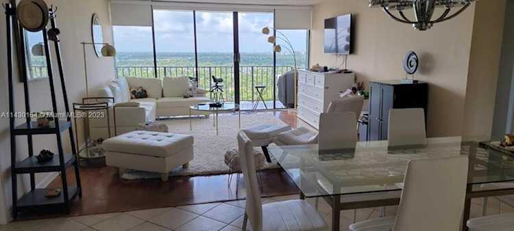 780 NE 69th St #2008 Miami, FL 33138