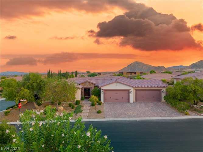 9719 August Rain Ave Las Vegas, NV 89149
