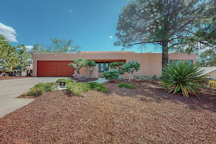724 Stagecoach Rd SE Albuquerque, NM 87123