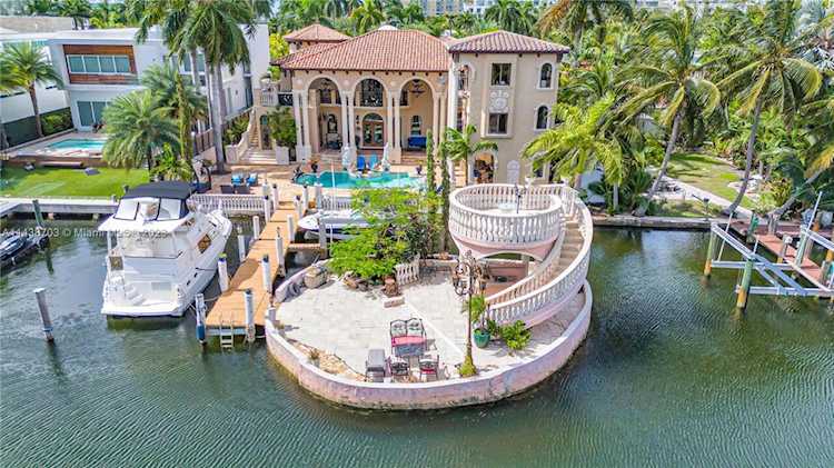 270 Atlantic Ave Sunny Isles Beach, FL 33160